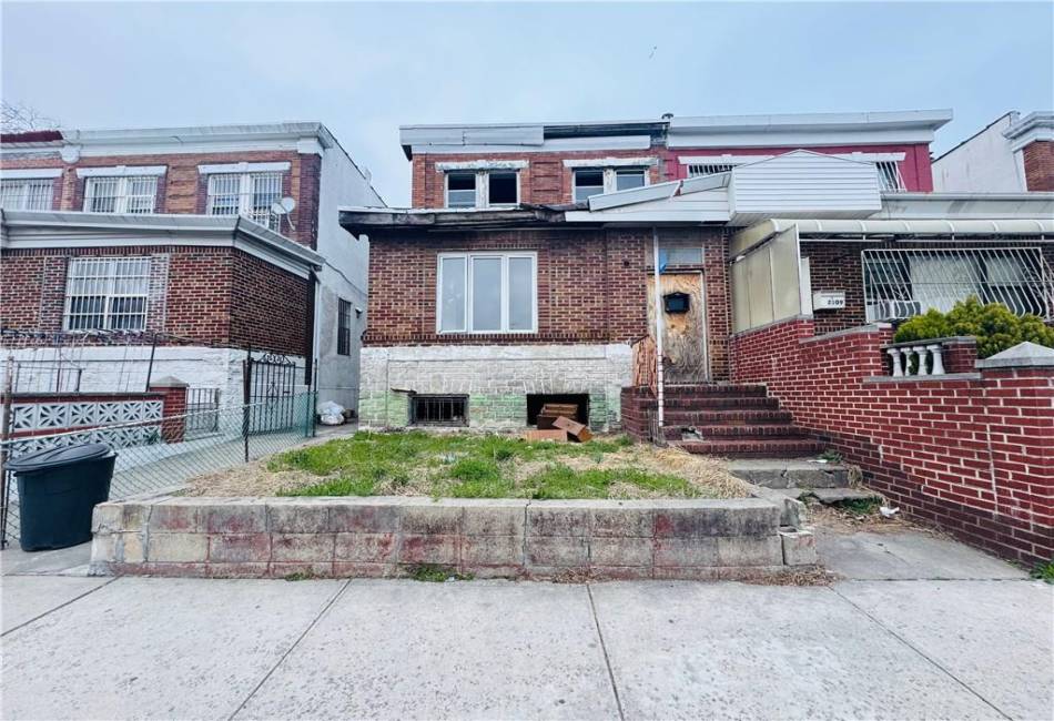 2107 65th Street, Brooklyn, New York 11204, 3 Bedrooms Bedrooms, ,2 BathroomsBathrooms,Residential,For Sale,65th,490463