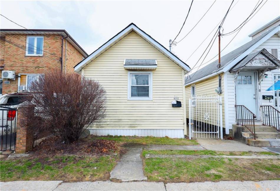 478 Midland Avenue, Staten Island, New York 10306, 2 Bedrooms Bedrooms, ,1 BathroomBathrooms,Residential,For Sale,Midland,490465