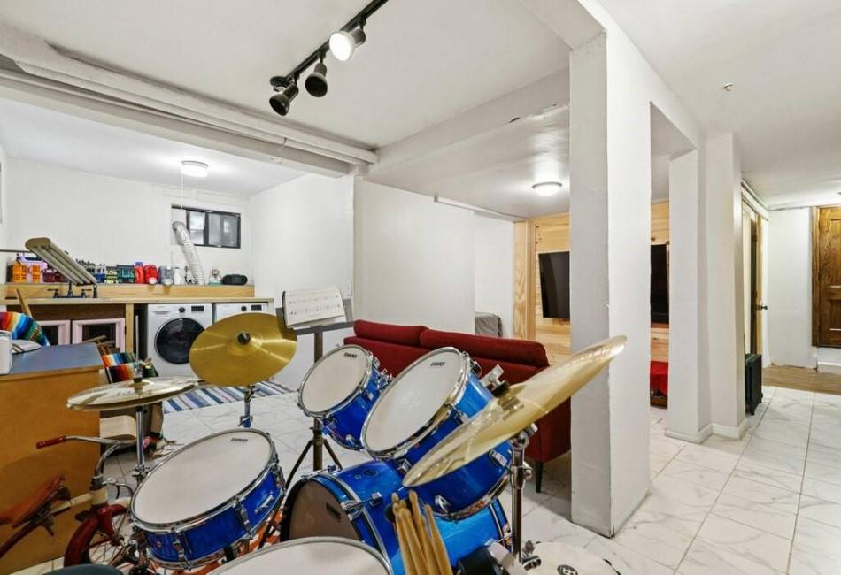 122 30th Street, Brooklyn, New York 11232, 5 Bedrooms Bedrooms, ,2 BathroomsBathrooms,Residential,For Sale,30th,490466