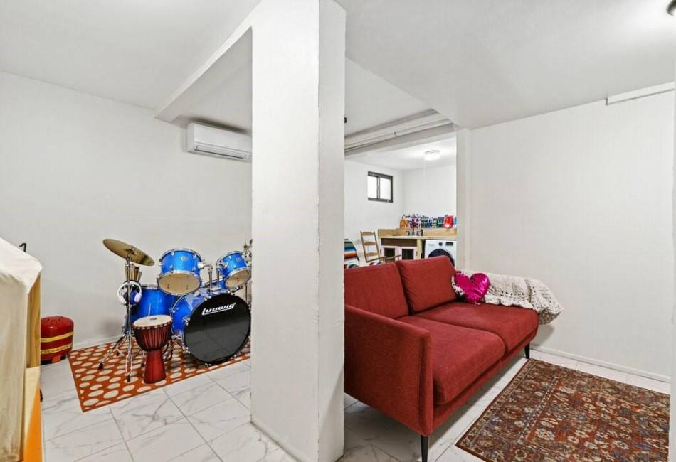 122 30th Street, Brooklyn, New York 11232, 5 Bedrooms Bedrooms, ,2 BathroomsBathrooms,Residential,For Sale,30th,490466