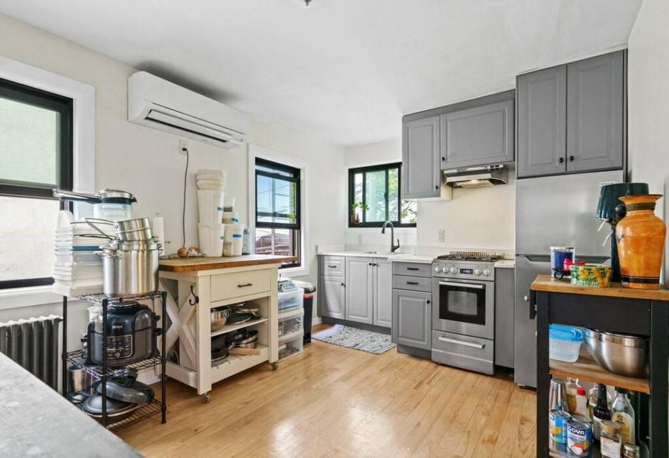122 30th Street, Brooklyn, New York 11232, 5 Bedrooms Bedrooms, ,2 BathroomsBathrooms,Residential,For Sale,30th,490466