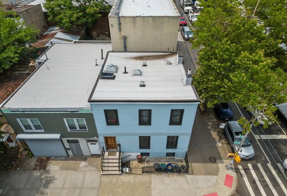 122 30th Street, Brooklyn, New York 11232, 5 Bedrooms Bedrooms, ,2 BathroomsBathrooms,Residential,For Sale,30th,490466
