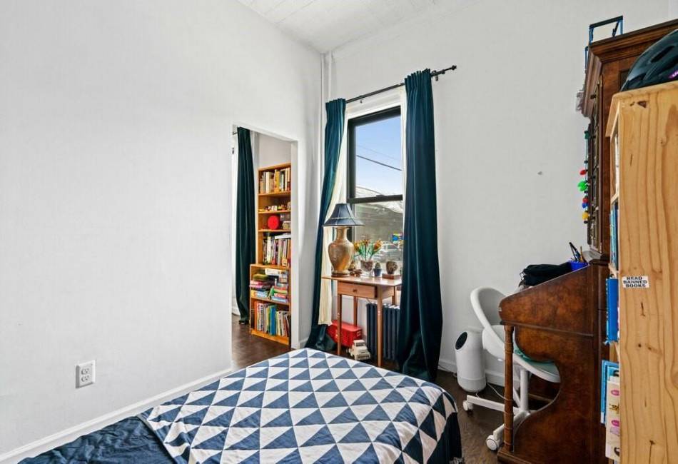 122 30th Street, Brooklyn, New York 11232, 5 Bedrooms Bedrooms, ,2 BathroomsBathrooms,Residential,For Sale,30th,490466