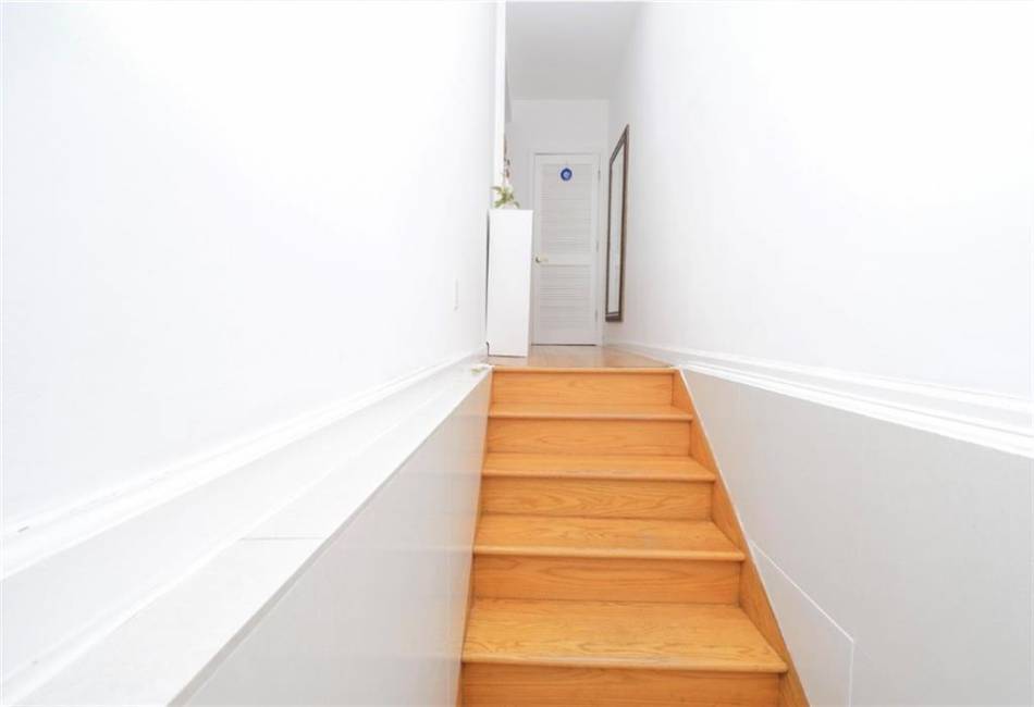2841 Ford Street, Brooklyn, New York 11235, 3 Bedrooms Bedrooms, ,2 BathroomsBathrooms,Residential,For Sale,Ford,490468