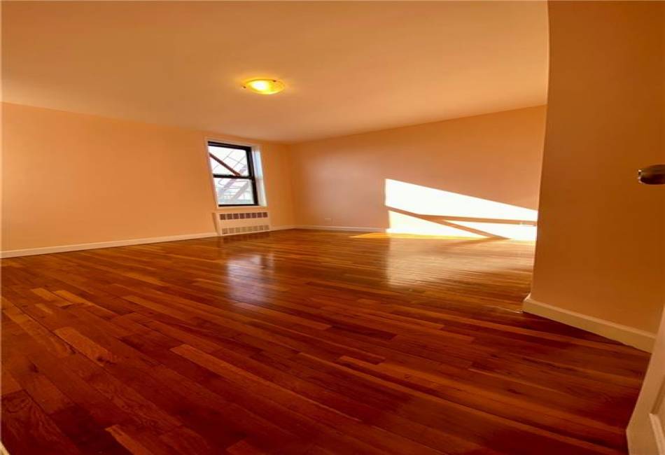 414 Elmwood Avenue, Brooklyn, New York 11230, 1 Bedroom Bedrooms, ,1 BathroomBathrooms,Residential,For Sale,Elmwood,487164