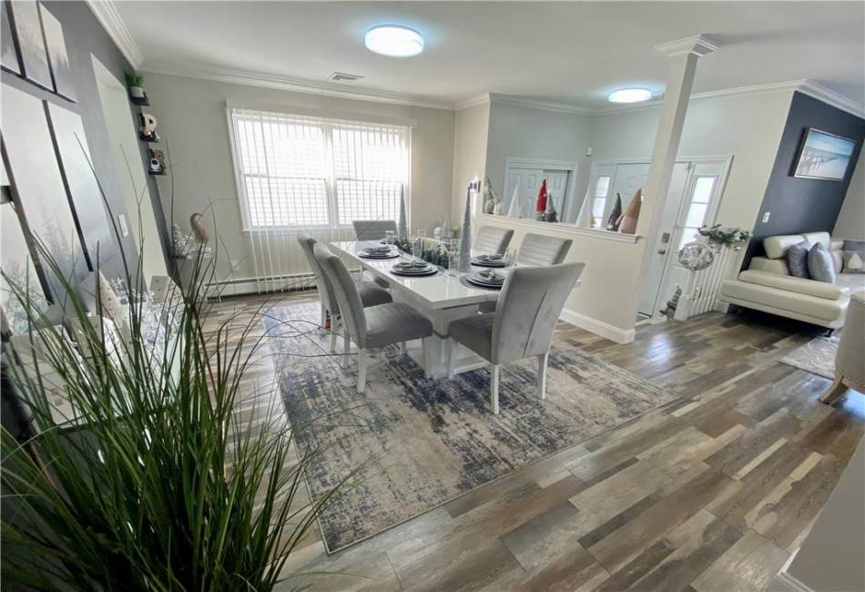 43 Lerer Lane, Staten Island, New York 10307, 4 Bedrooms Bedrooms, ,4 BathroomsBathrooms,Residential,For Sale,Lerer,488944