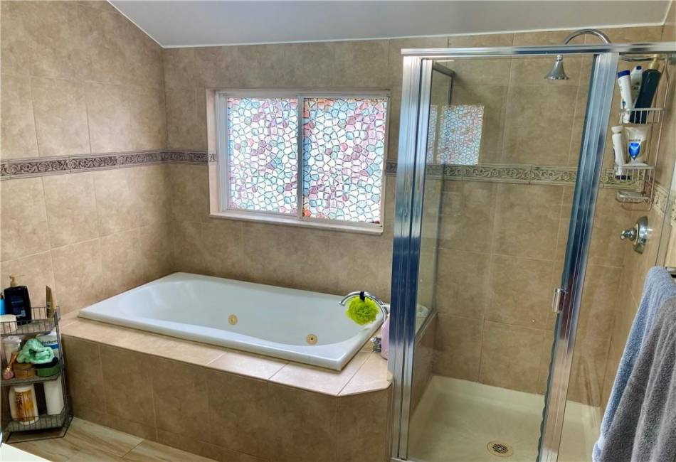 43 Lerer Lane, Staten Island, New York 10307, 4 Bedrooms Bedrooms, ,4 BathroomsBathrooms,Residential,For Sale,Lerer,488944