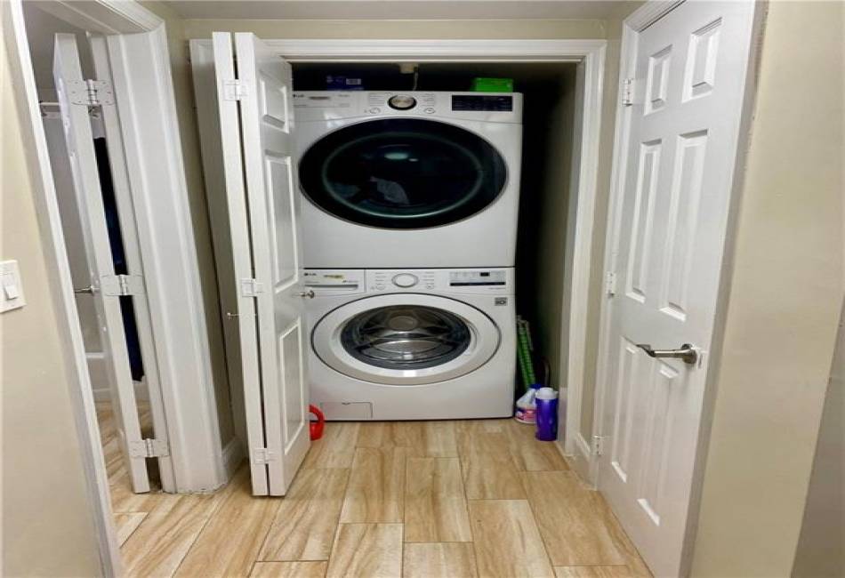 43 Lerer Lane, Staten Island, New York 10307, 4 Bedrooms Bedrooms, ,4 BathroomsBathrooms,Residential,For Sale,Lerer,488944