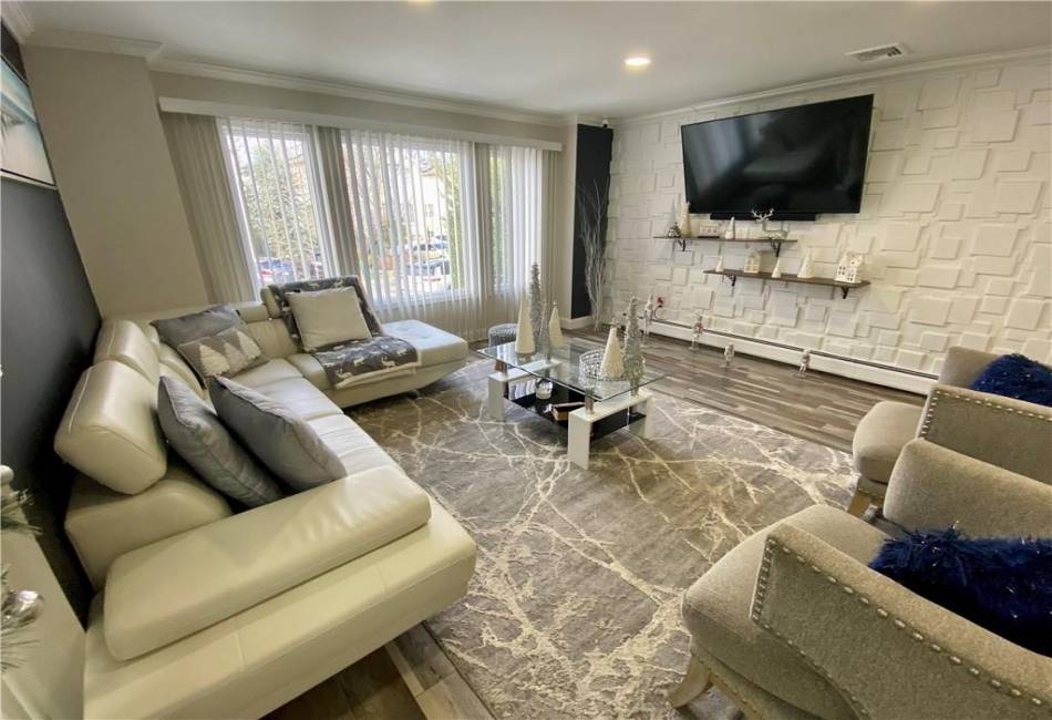 43 Lerer Lane, Staten Island, New York 10307, 4 Bedrooms Bedrooms, ,4 BathroomsBathrooms,Residential,For Sale,Lerer,488944