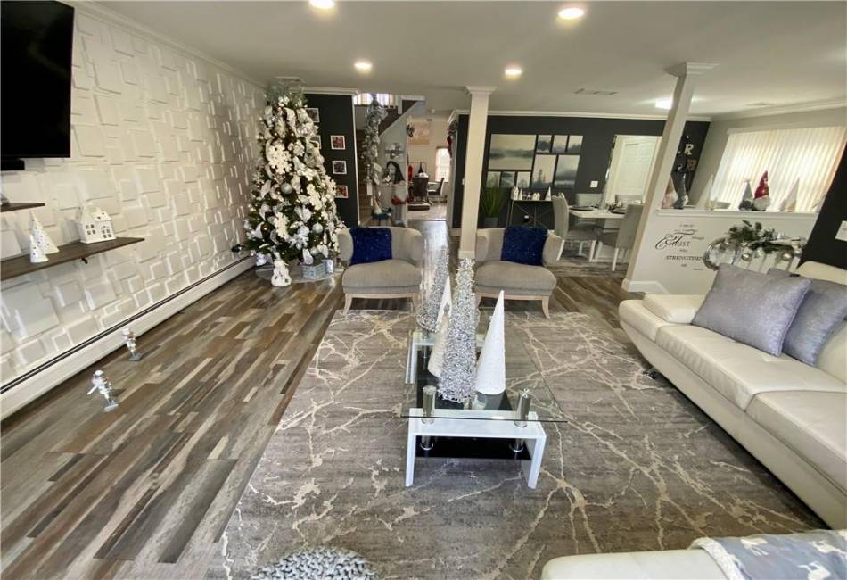 43 Lerer Lane, Staten Island, New York 10307, 4 Bedrooms Bedrooms, ,4 BathroomsBathrooms,Residential,For Sale,Lerer,488944