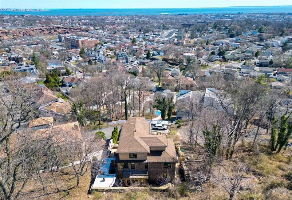 60 Lyman Place, Staten Island, New York 10304, 8 Bedrooms Bedrooms, ,6 BathroomsBathrooms,Residential,For Sale,Lyman,490385