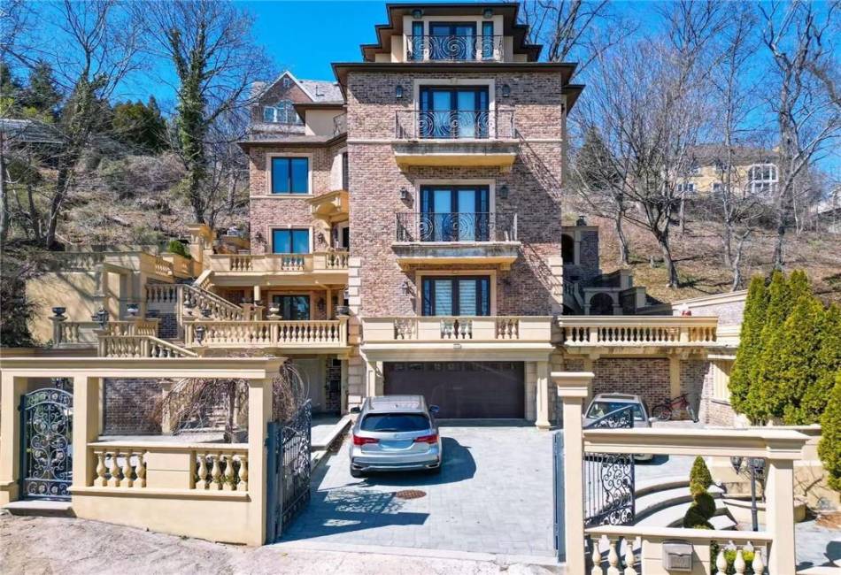 60 Lyman Place, Staten Island, New York 10304, 8 Bedrooms Bedrooms, ,6 BathroomsBathrooms,Residential,For Sale,Lyman,490385