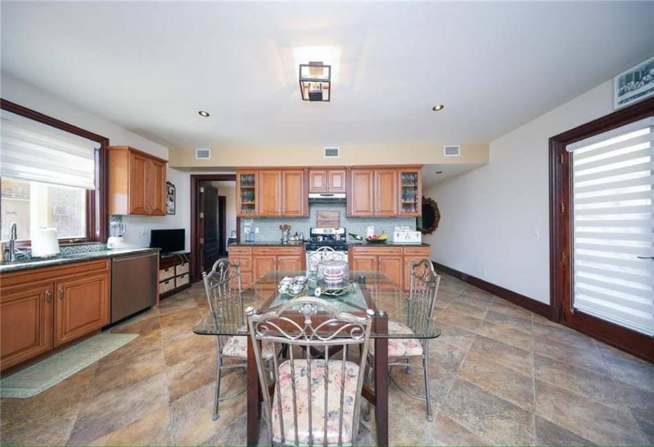 60 Lyman Place, Staten Island, New York 10304, 8 Bedrooms Bedrooms, ,6 BathroomsBathrooms,Residential,For Sale,Lyman,490385