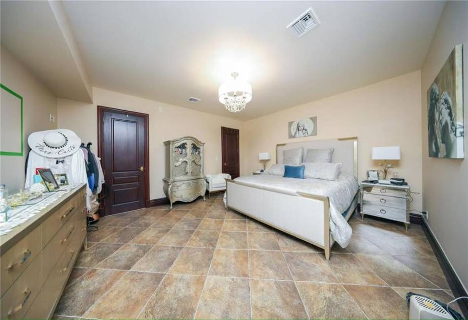 60 Lyman Place, Staten Island, New York 10304, 8 Bedrooms Bedrooms, ,6 BathroomsBathrooms,Residential,For Sale,Lyman,490385