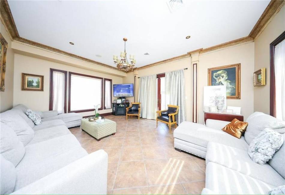 60 Lyman Place, Staten Island, New York 10304, 8 Bedrooms Bedrooms, ,6 BathroomsBathrooms,Residential,For Sale,Lyman,490385