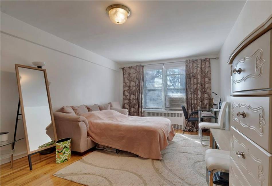 3165 Nostrand Avenue, Brooklyn, New York 11229, 1 Bedroom Bedrooms, ,1 BathroomBathrooms,Residential,For Sale,Nostrand,490491