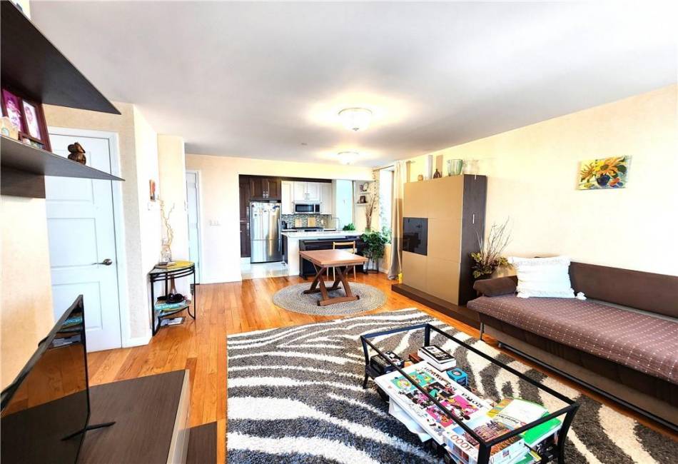 129 End Avenue, Brooklyn, New York 11235, 1 Bedroom Bedrooms, ,1 BathroomBathrooms,Residential,For Sale,End,490479
