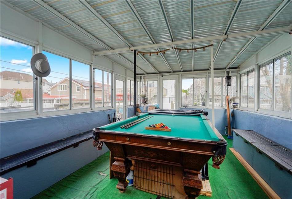 124 Hett Street, Staten Island, New York 10306, 1 Bedroom Bedrooms, ,2 BathroomsBathrooms,Residential,For Sale,Hett,490481