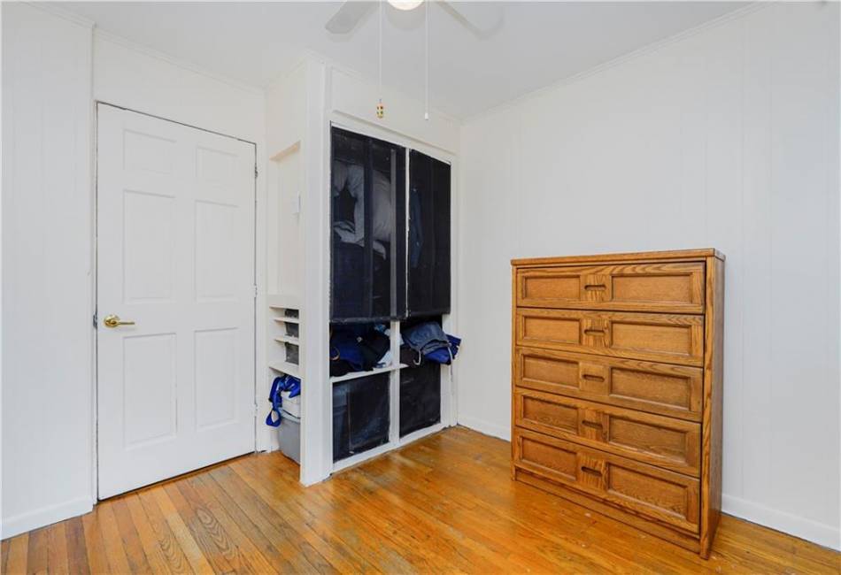 124 Hett Street, Staten Island, New York 10306, 1 Bedroom Bedrooms, ,2 BathroomsBathrooms,Residential,For Sale,Hett,490481