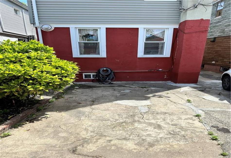 956 48th Street, Brooklyn, New York 11203, 4 Bedrooms Bedrooms, ,1.75 BathroomsBathrooms,Residential,For Sale,48th,490488