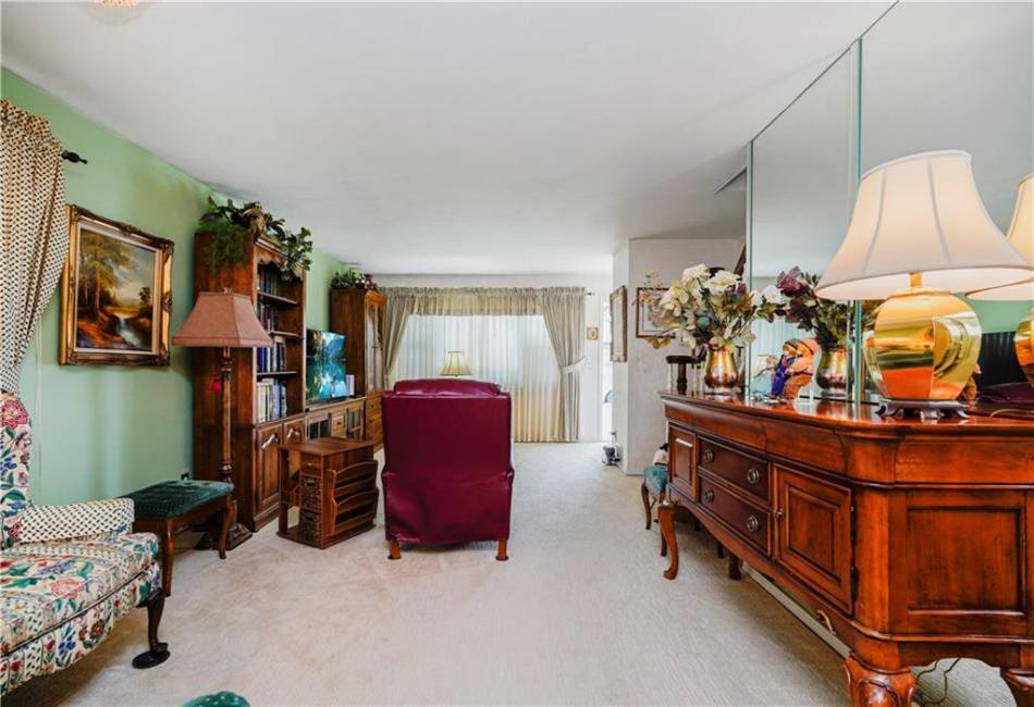71 Abingdon Avenue, Staten Island, New York 10308, 3 Bedrooms Bedrooms, ,2 BathroomsBathrooms,Residential,For Sale,Abingdon,490511