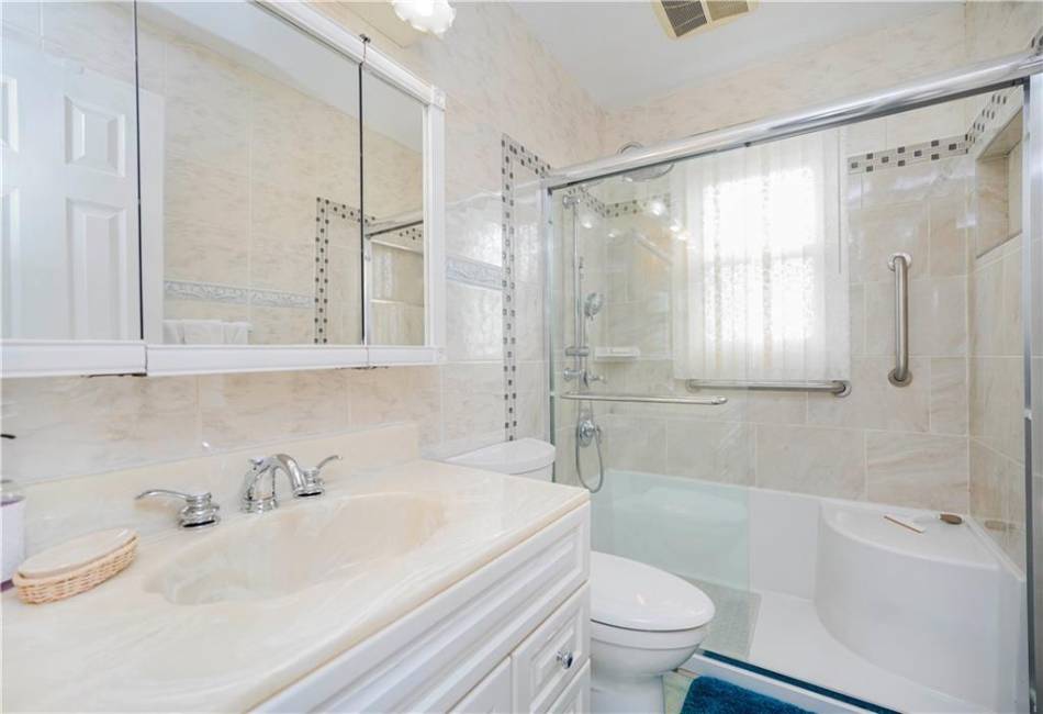 71 Abingdon Avenue, Staten Island, New York 10308, 3 Bedrooms Bedrooms, ,2 BathroomsBathrooms,Residential,For Sale,Abingdon,490511