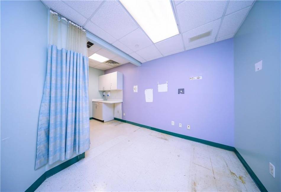 8710 5th Avenue, Brooklyn, New York 11209, ,Commercial,For Sale,5th,490209