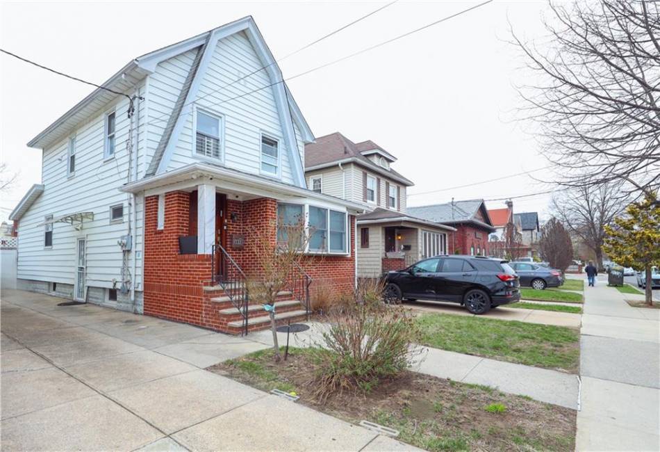 2810 Avenue R, Brooklyn, New York 11229, 5 Bedrooms Bedrooms, ,Residential,For Sale,Avenue R,490383