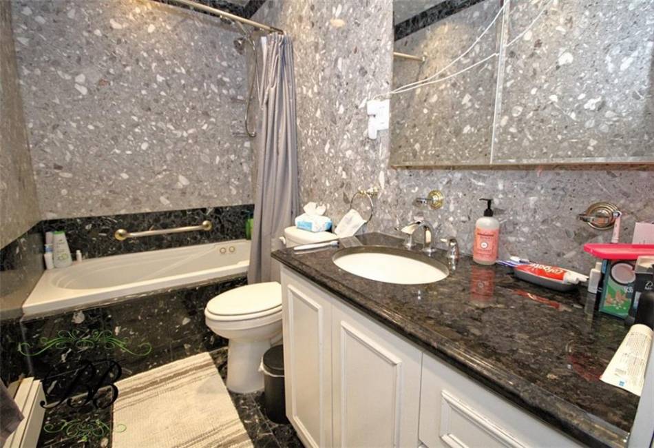 2070 Pearson Street, Brooklyn, New York 11234, 7 Bedrooms Bedrooms, ,5 BathroomsBathrooms,Residential,For Sale,Pearson,490446
