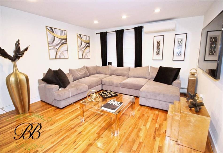 2070 Pearson Street, Brooklyn, New York 11234, 7 Bedrooms Bedrooms, ,5 BathroomsBathrooms,Residential,For Sale,Pearson,490446