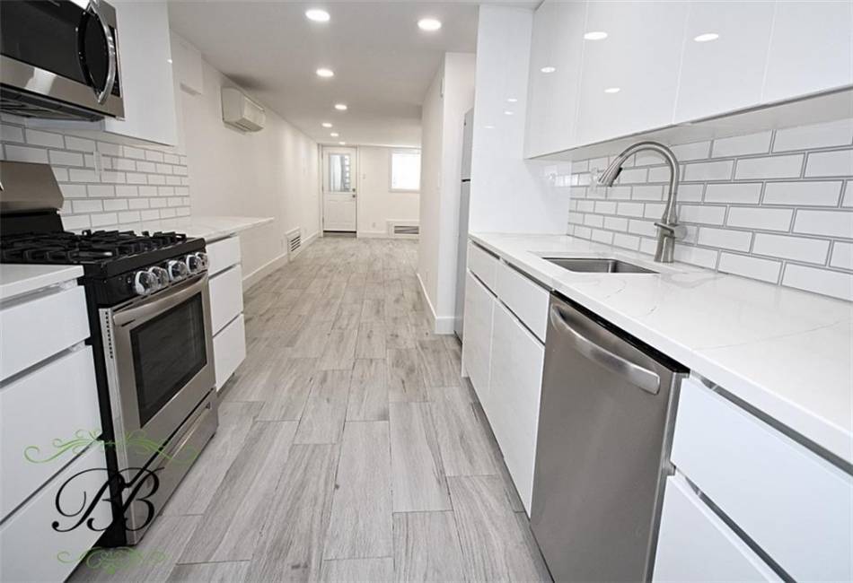 2070 Pearson Street, Brooklyn, New York 11234, 7 Bedrooms Bedrooms, ,5 BathroomsBathrooms,Residential,For Sale,Pearson,490446