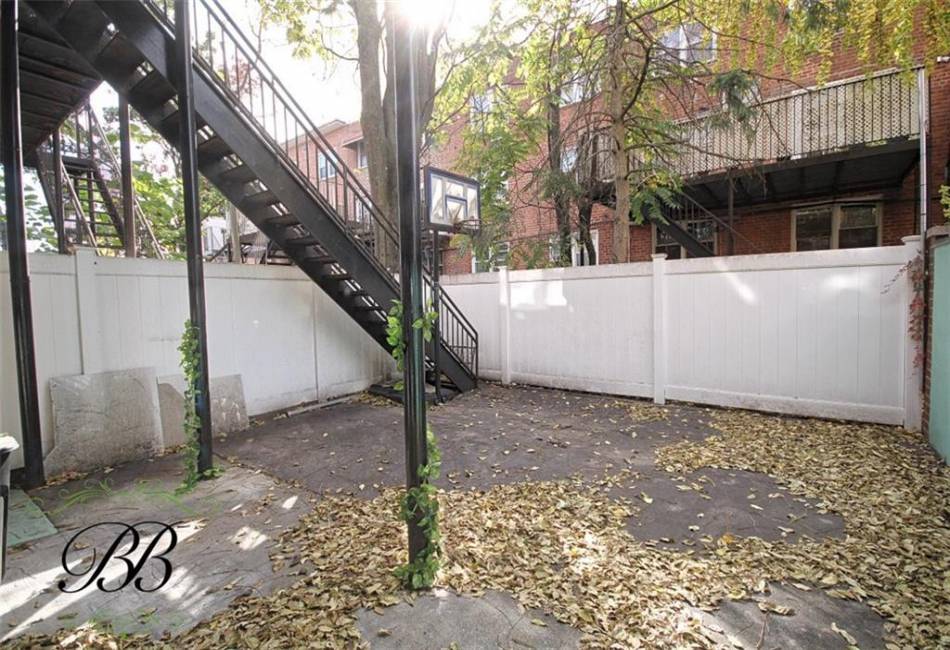 2070 Pearson Street, Brooklyn, New York 11234, 7 Bedrooms Bedrooms, ,5 BathroomsBathrooms,Residential,For Sale,Pearson,490446