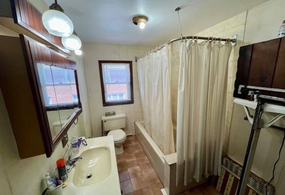 1773 Coleman Street, Brooklyn, New York 11234, 5 Bedrooms Bedrooms, ,3 BathroomsBathrooms,Residential,For Sale,Coleman,490549