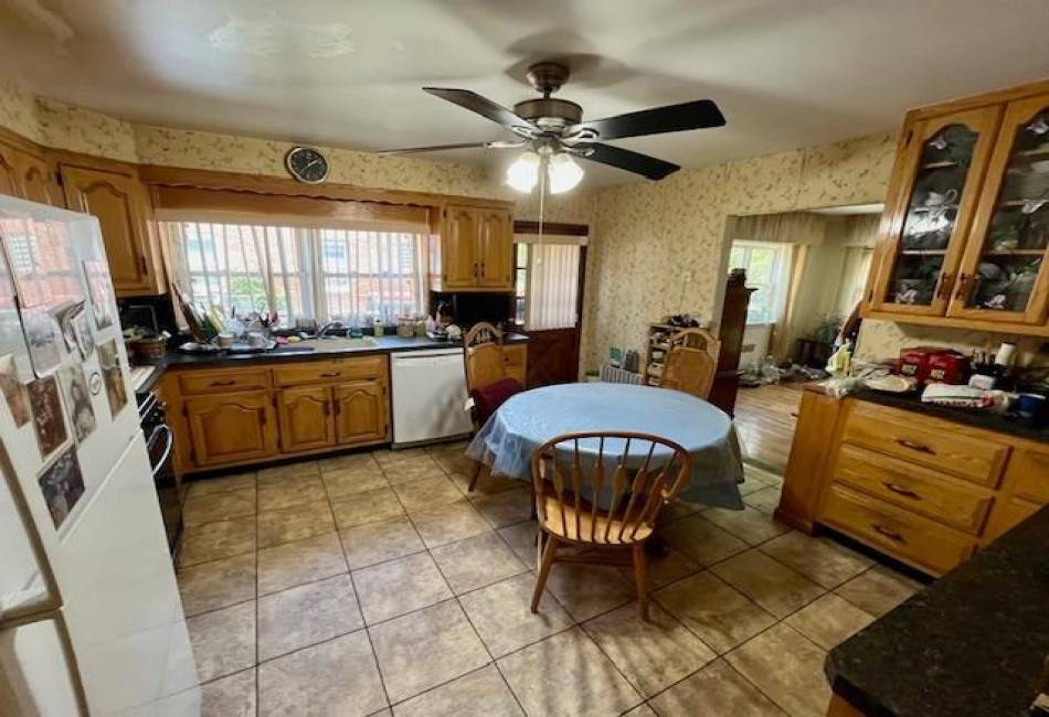 1773 Coleman Street, Brooklyn, New York 11234, 5 Bedrooms Bedrooms, ,3 BathroomsBathrooms,Residential,For Sale,Coleman,490549