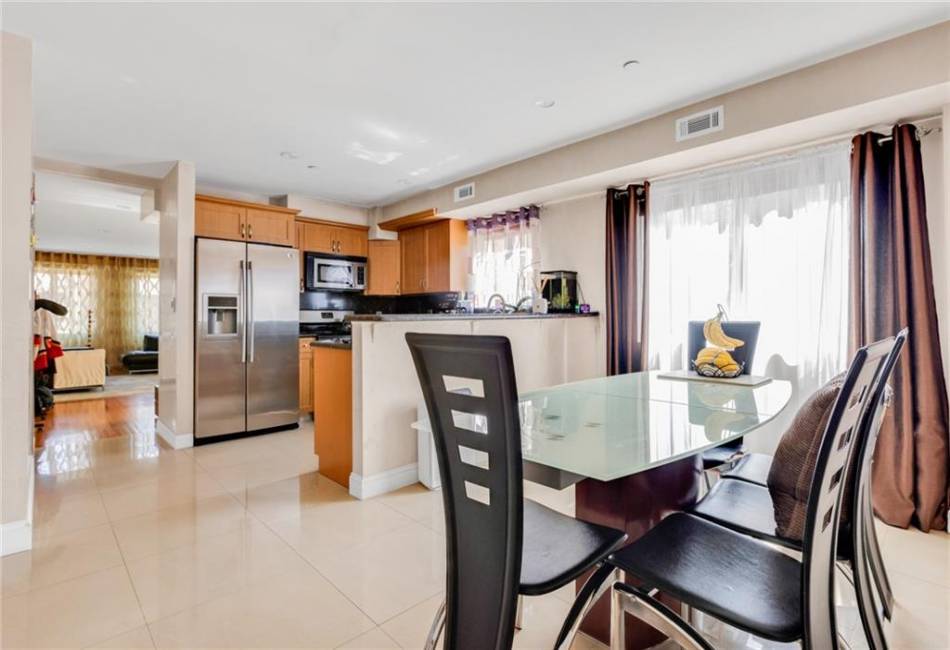 2750 28th Street, Brooklyn, New York 11235, 3 Bedrooms Bedrooms, ,3 BathroomsBathrooms,Residential,For Sale,28th,490492