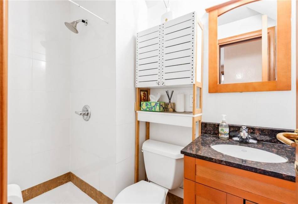 2750 28th Street, Brooklyn, New York 11235, 3 Bedrooms Bedrooms, ,3 BathroomsBathrooms,Residential,For Sale,28th,490492