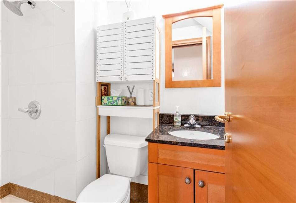 2750 28th Street, Brooklyn, New York 11235, 3 Bedrooms Bedrooms, ,3 BathroomsBathrooms,Residential,For Sale,28th,490492