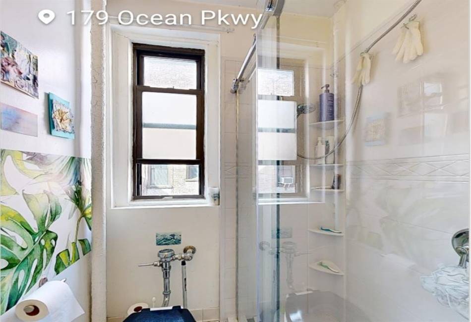 179 Ocean Parkway, Brooklyn, New York 11218, 1 Bedroom Bedrooms, ,1 BathroomBathrooms,Residential,For Sale,Ocean,490570