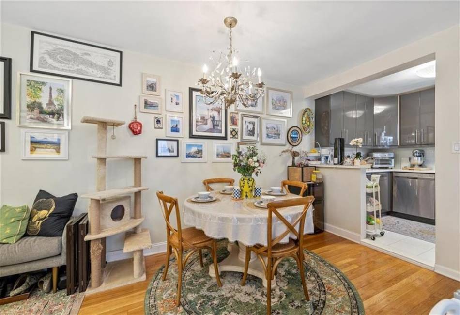 302 96th Street, Brooklyn, New York 11209, 1 Bedroom Bedrooms, ,1 BathroomBathrooms,Residential,For Sale,96th,490571