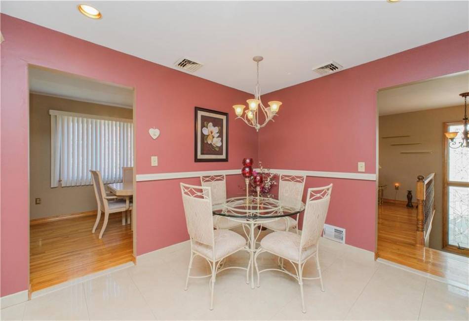 43 Fern Avenue, Staten Island, New York 10308, 3 Bedrooms Bedrooms, ,2 BathroomsBathrooms,Residential,For Sale,Fern,490359