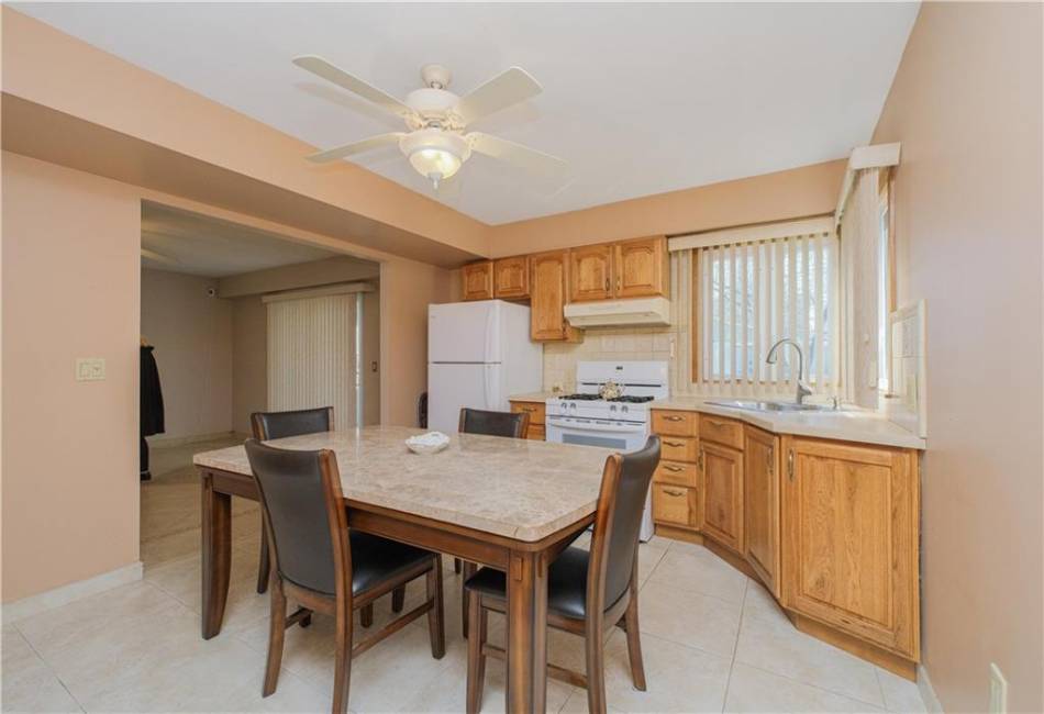 43 Fern Avenue, Staten Island, New York 10308, 3 Bedrooms Bedrooms, ,2 BathroomsBathrooms,Residential,For Sale,Fern,490359