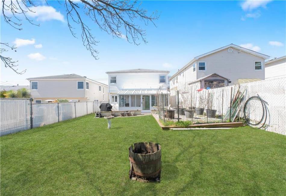 43 Fern Avenue, Staten Island, New York 10308, 3 Bedrooms Bedrooms, ,2 BathroomsBathrooms,Residential,For Sale,Fern,490359