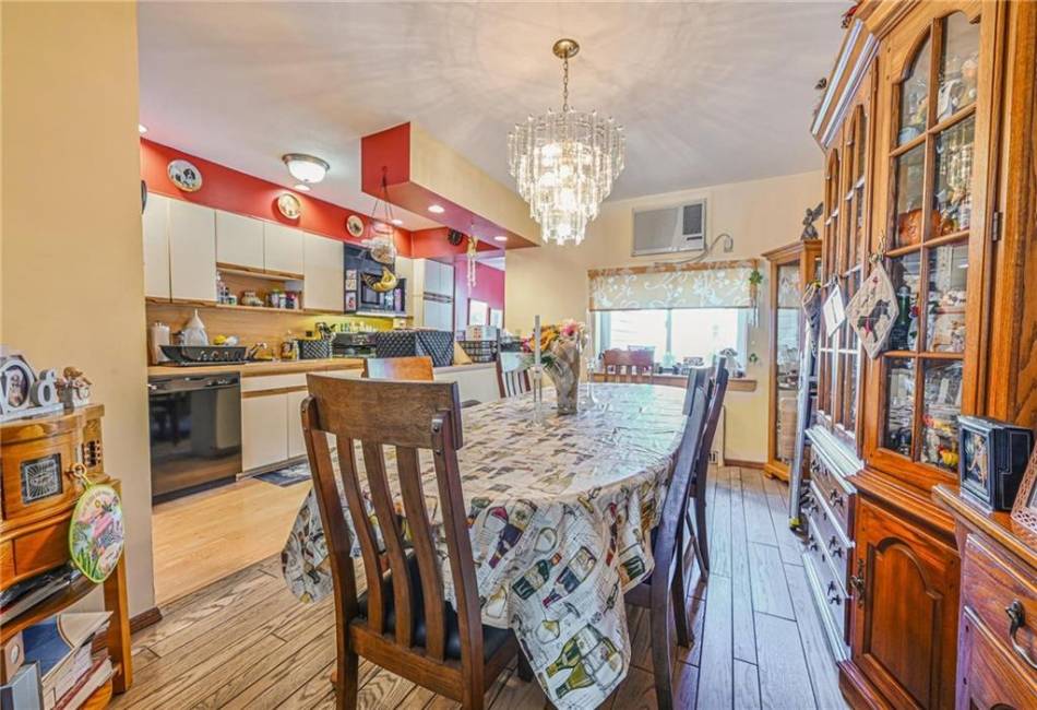 1655 72nd Street, Brooklyn, New York 11204, 3 Bedrooms Bedrooms, ,2 BathroomsBathrooms,Residential,For Sale,72nd,490495