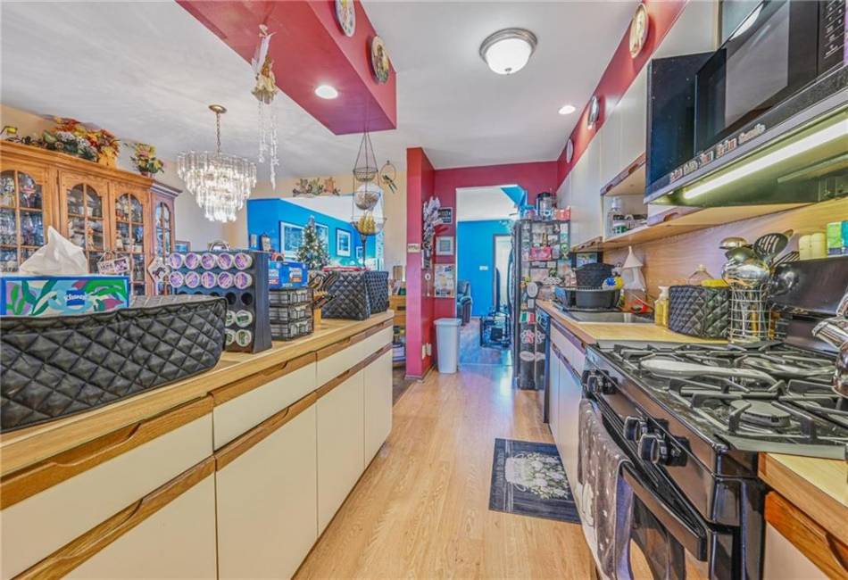 1655 72nd Street, Brooklyn, New York 11204, 3 Bedrooms Bedrooms, ,2 BathroomsBathrooms,Residential,For Sale,72nd,490495