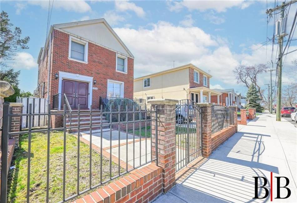 2134 74th Street, Brooklyn, New York 11234, 4 Bedrooms Bedrooms, ,4 BathroomsBathrooms,Residential,For Sale,74th,490563