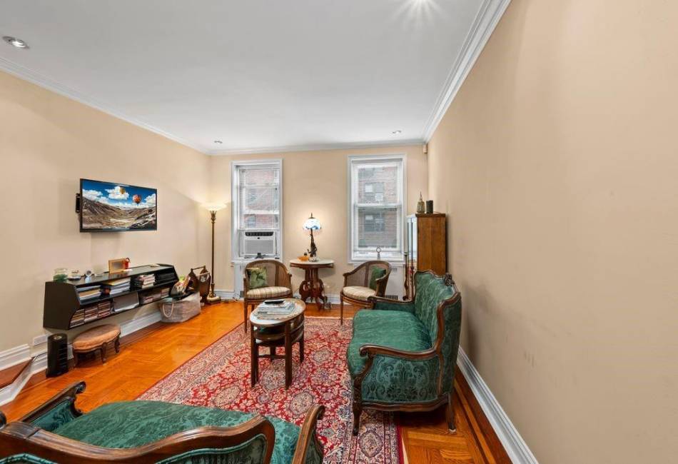 9437 Shore Road, Brooklyn, New York 11209, 2 Bedrooms Bedrooms, ,2 BathroomsBathrooms,Residential,For Sale,Shore,490531