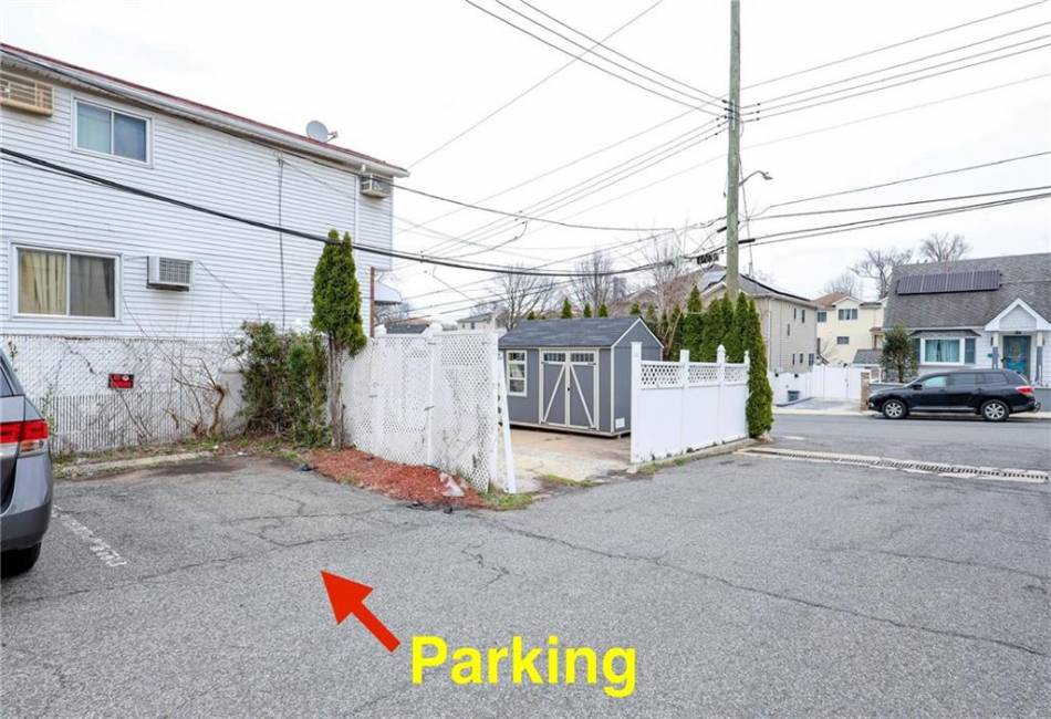 135 Saint Johns Avenue, Staten Island, New York 10305, 2 Bedrooms Bedrooms, ,2 BathroomsBathrooms,Residential,For Sale,Saint Johns,490617