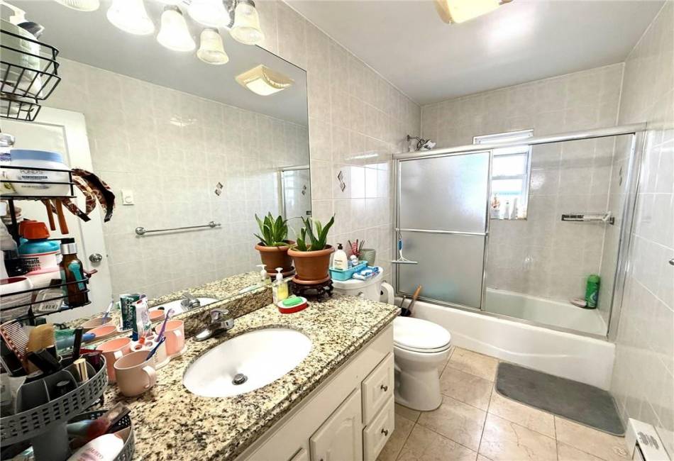 2162 Brown Street, Brooklyn, New York 11229, 3 Bedrooms Bedrooms, ,3 BathroomsBathrooms,Residential,For Sale,Brown,490585