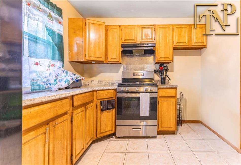 661 103rd Street, Brooklyn, New York 11236, 8 Bedrooms Bedrooms, ,Residential,For Sale,103rd,490600