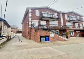18 Bay 38th Street, Brooklyn, New York 11214, 3 Bedrooms Bedrooms, ,3 BathroomsBathrooms,Residential,For Sale,Bay 38th,490622